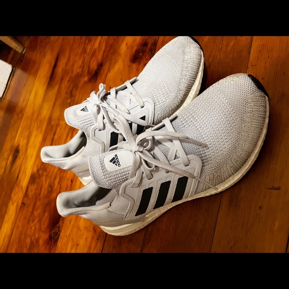 Adidas Ultra Boost 20 Shoes Gray & White Women's Size 10.5 EE4394